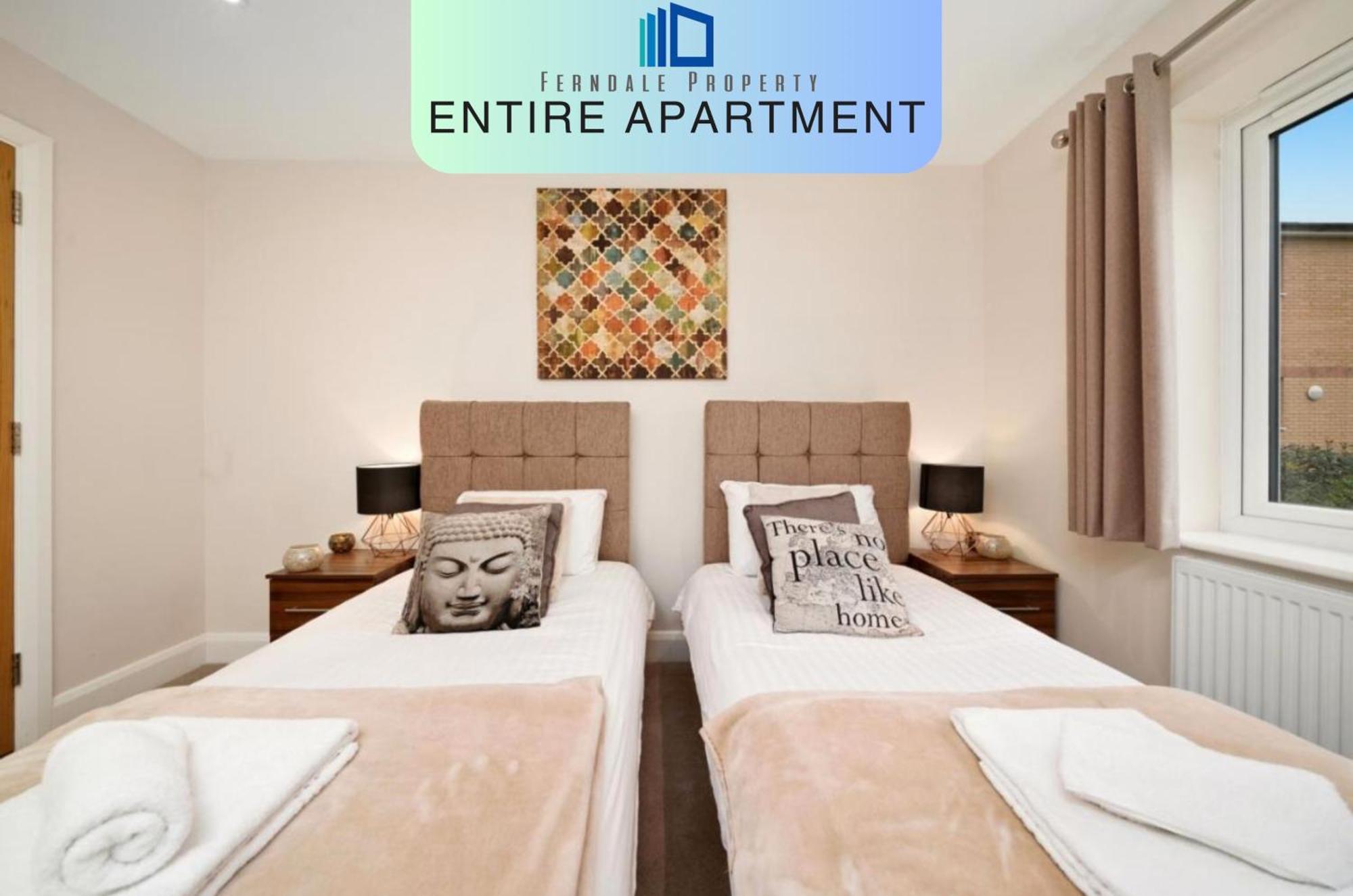 London Heathrow Living Serviced Apartments By Ferndale Stanwell Exteriér fotografie