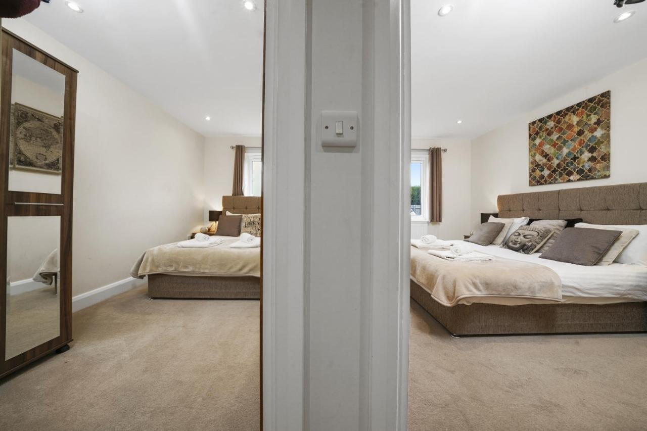 London Heathrow Living Serviced Apartments By Ferndale Stanwell Exteriér fotografie