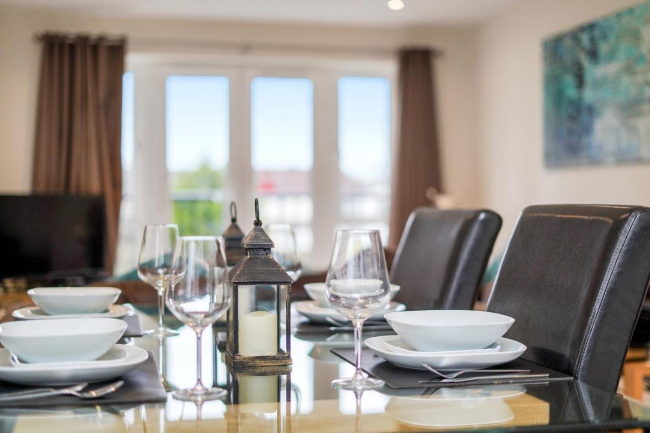 London Heathrow Living Serviced Apartments By Ferndale Stanwell Exteriér fotografie
